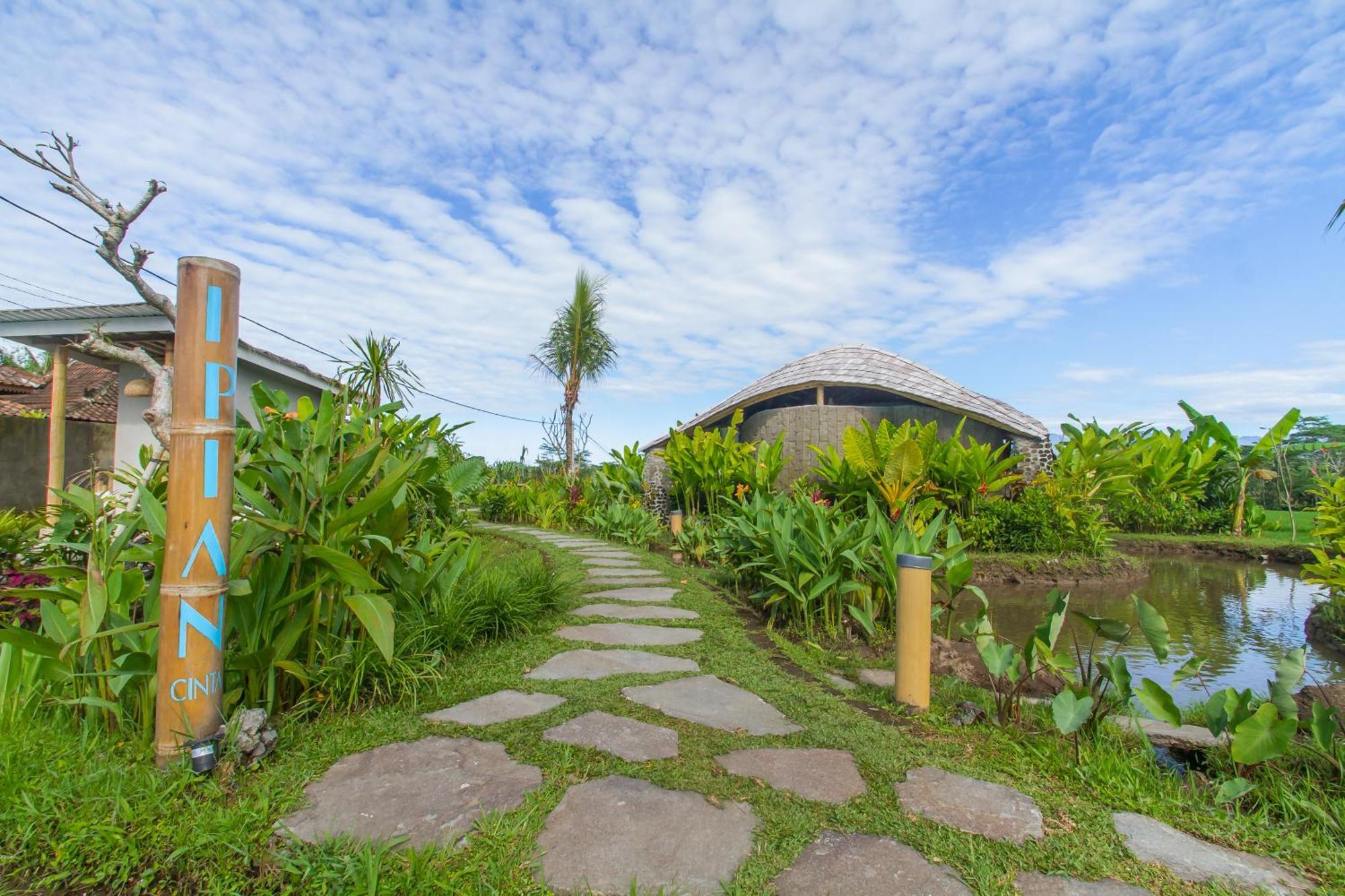 Ipian Cinta By Pramana Villas Ubud  Exterior photo